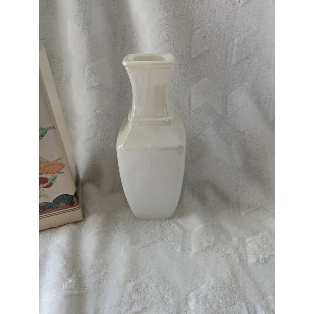 Avon Imari Extraordinaire Poppy Glass Vase 1991
